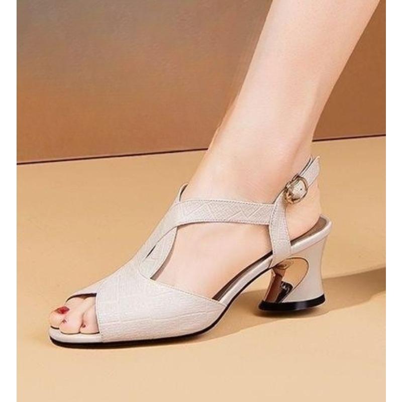 Damensandalen mit einem Riemen, dicken Absätzen und spitzen Zehen, lässige Schuhe mit mittlerem Absatz