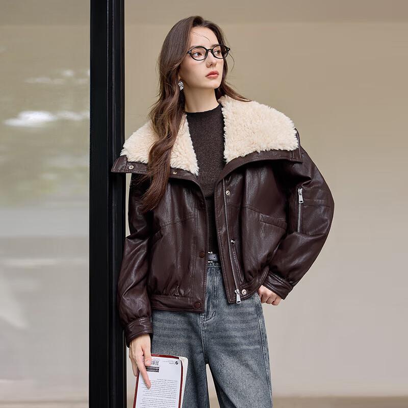 

Women s 90% Duck Down Big Lapel Short Puffer Jacket L