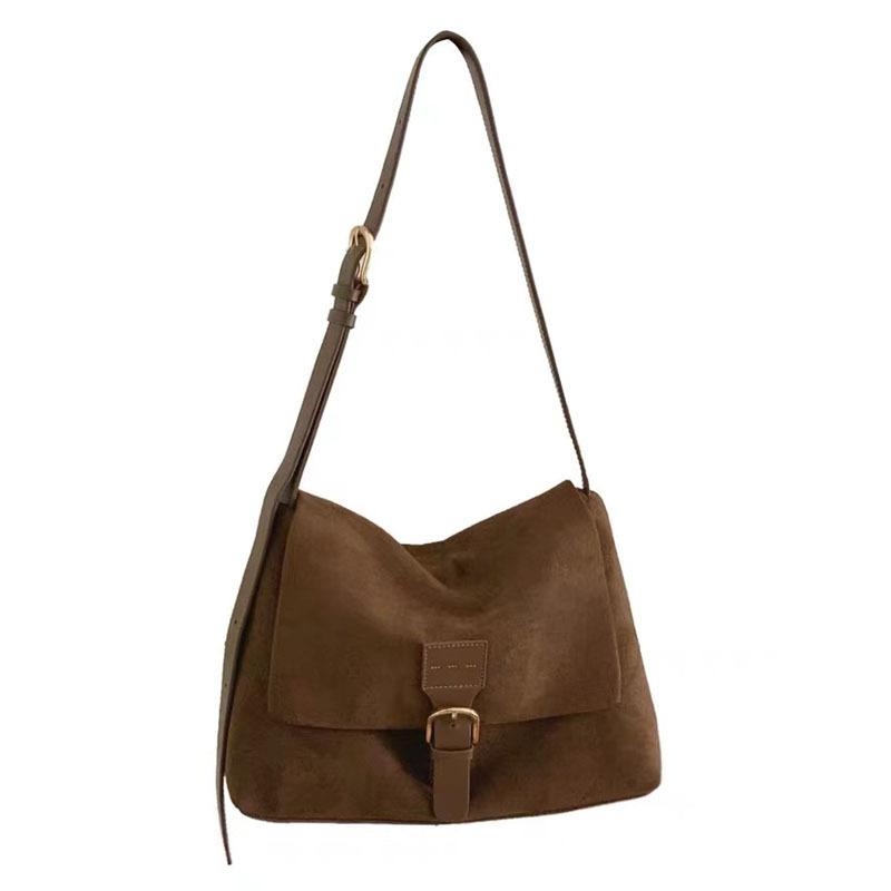 Vintage All-Match Underarm Single Shoulder Bags Women'S Large Capacity Crossbody Bags Casual Velvet Commuter Messenger Bags Quality