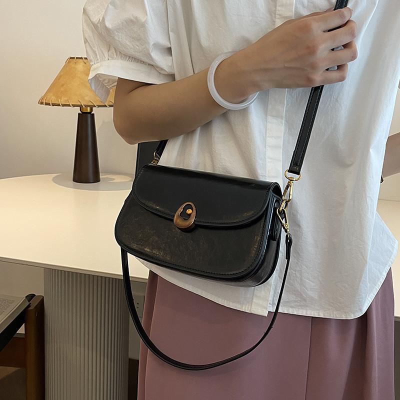 IELGY Texture Ladies Messenger Bag Temperament Underarm Bag Fashionable All-Match Simple Shoul