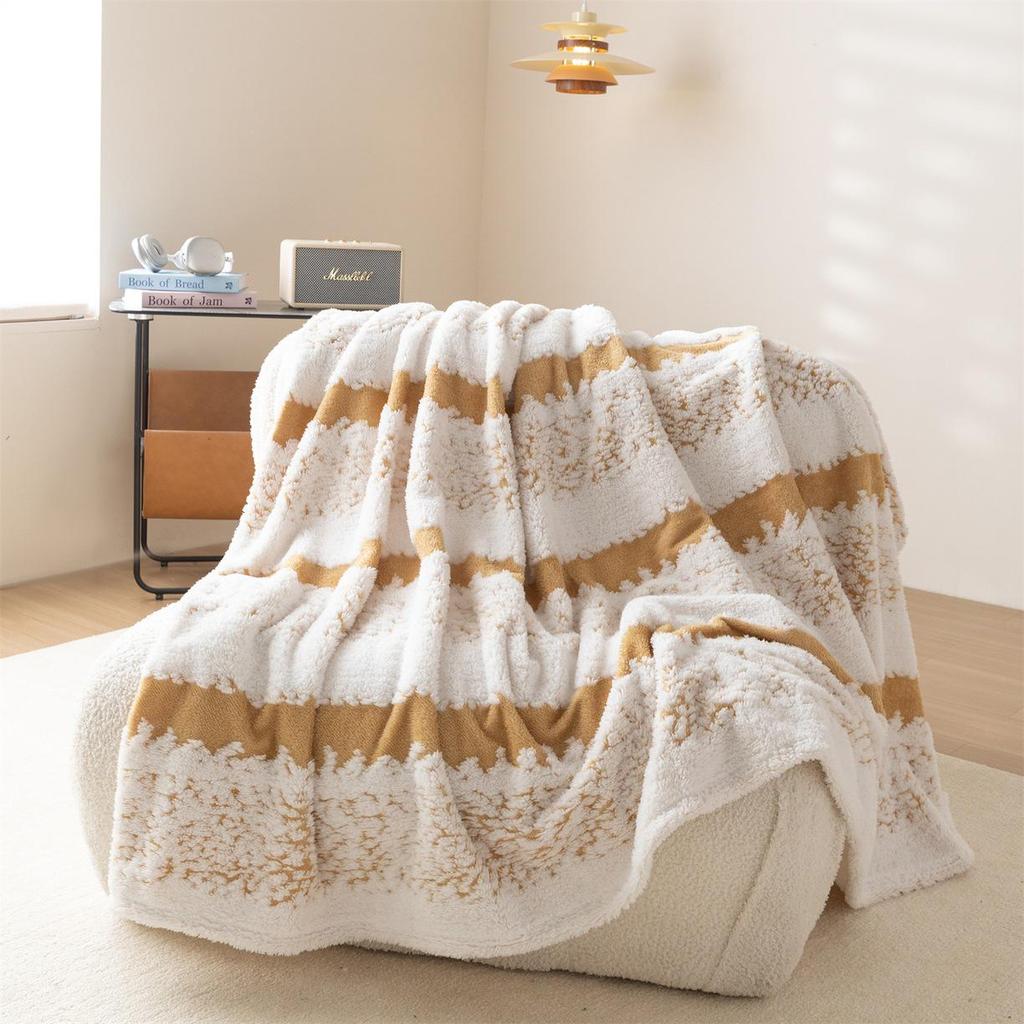 2025 Two-Tone Cationic Jacquard Blanket: Fresh, Stylish Stripes