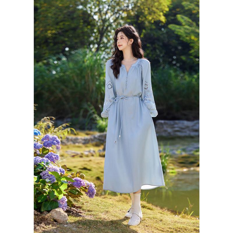 French Retro Embroidered V-Neck Dress
