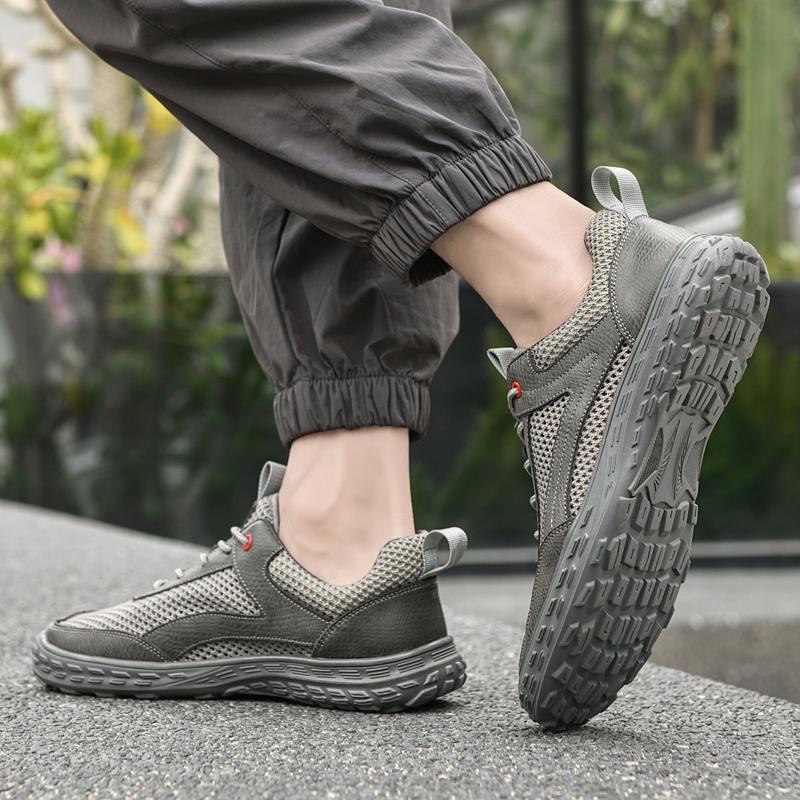 Fashion Outdoor Mesh Breathable Casual Sports Running Shoes Male Comfortable Driving Shoes 2025 New Walking Flats Lace-Up Male Sneakers