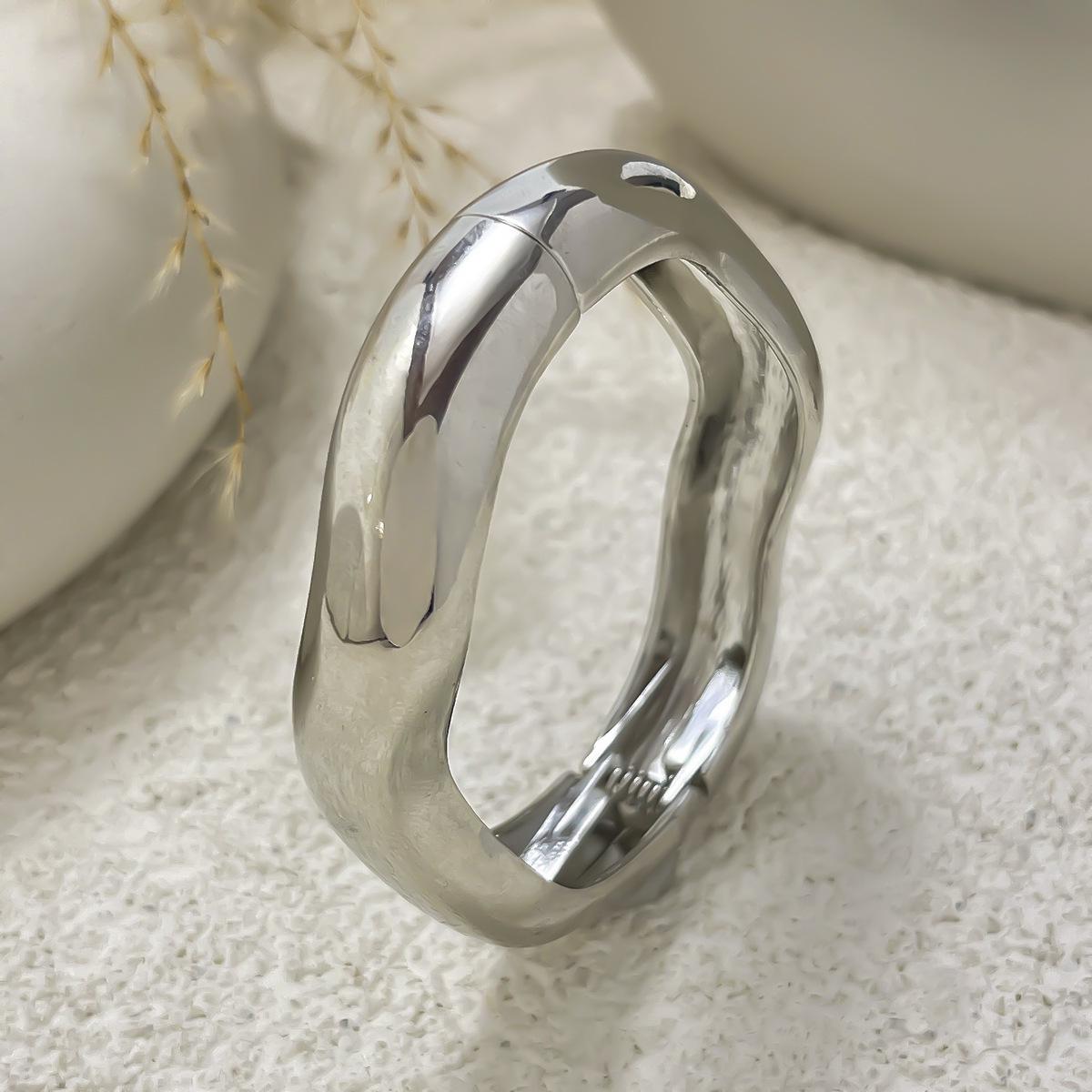 

Современный металлический браслет-волна: Европейский/Американский Дизайн, Глянцевая Весенняя Отделка