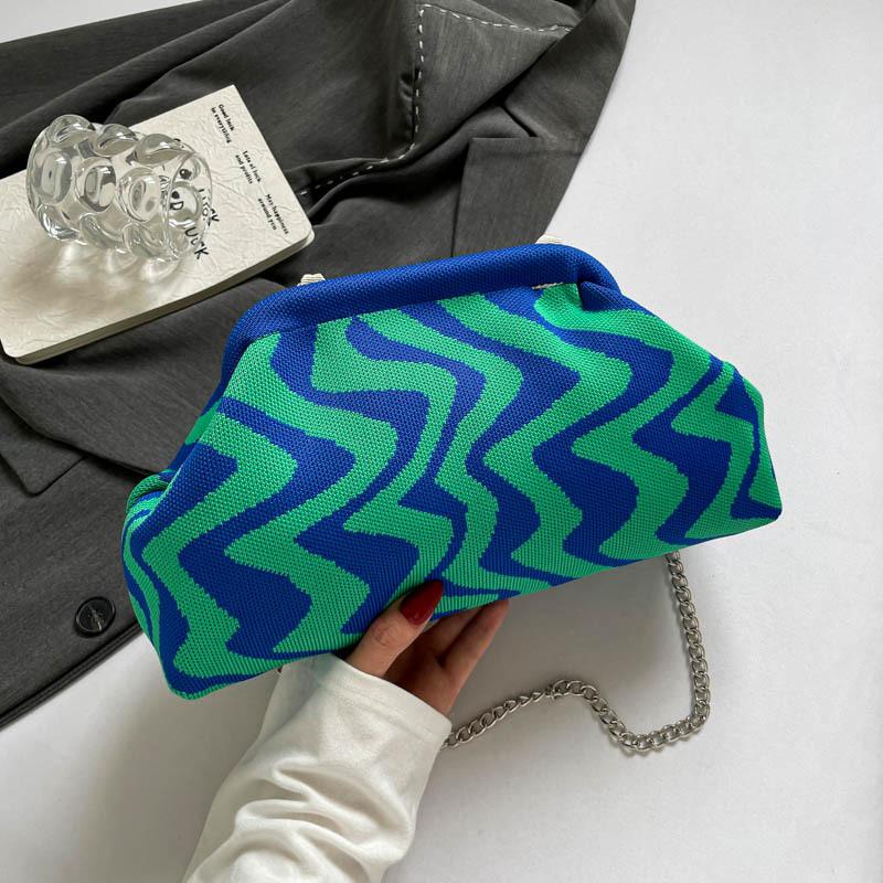 

2025 осенняя мода повседневная волнистая вязаная сумка через плечо полосатая большая вместимость ежедневная сумка-клипса простая сумка-мессенджер синий