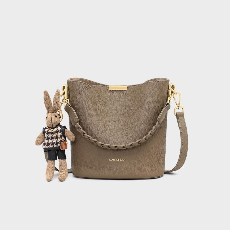 Retro Messenger Bag, High-End Portable Bucket Bag, Fashionable And Exquisite, Versatile Shoulder Messenger Bag, Large Capacity Women