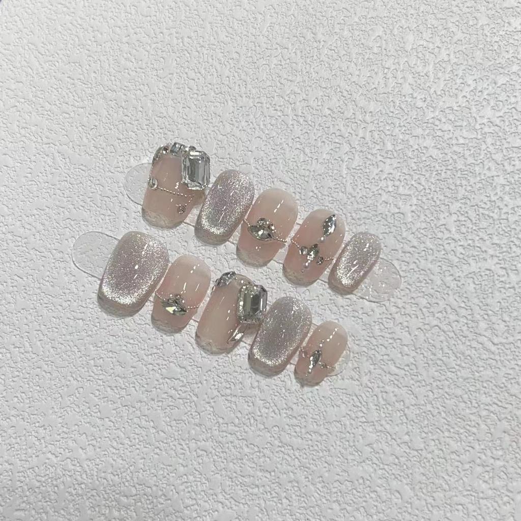 Reines handgefertigtes Rüstungsteil Handgefertigtes Highlight Katzenaugen Zeigen Nude Farbe Flash Stahlkugel Diamant Täglich Kurze Maniküre