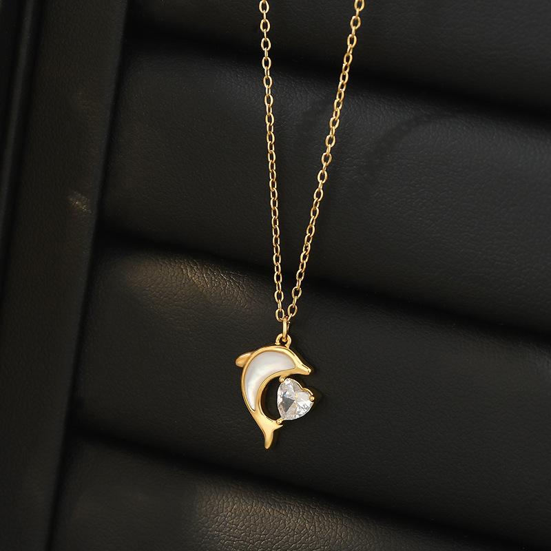 Naszyjniki Naszyjnik z perłową muszlą i delfinem Prezent świąteczny dla kobiet Zawieszki Modny Wisiorek w stylu vintage Biżuteria