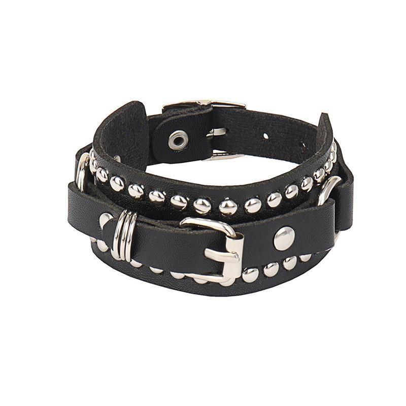 Hot Heart Gothic Spike Armband Verstellbares Punk Rock Armband Schwarzes Nieten Kunstleder Armband für Männer Frauen Geschenk