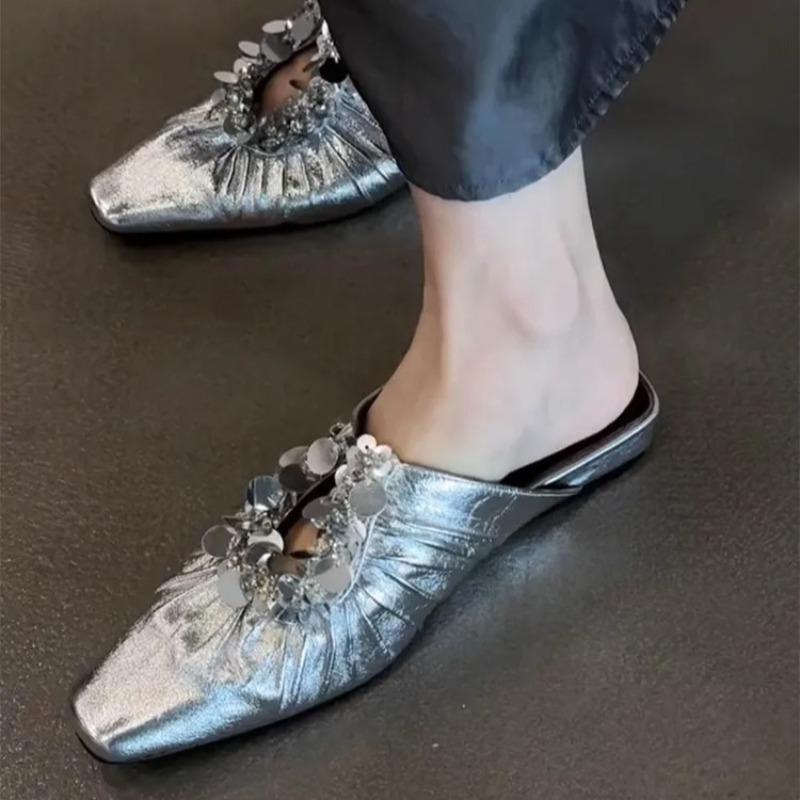 Gefaltetes Design Damen Hausschuhe Sommer Baotou Halbslipper Mode Pailletten Ausgeschnittene Hausschuhe für Damen Mueller Hausschuhe Slides