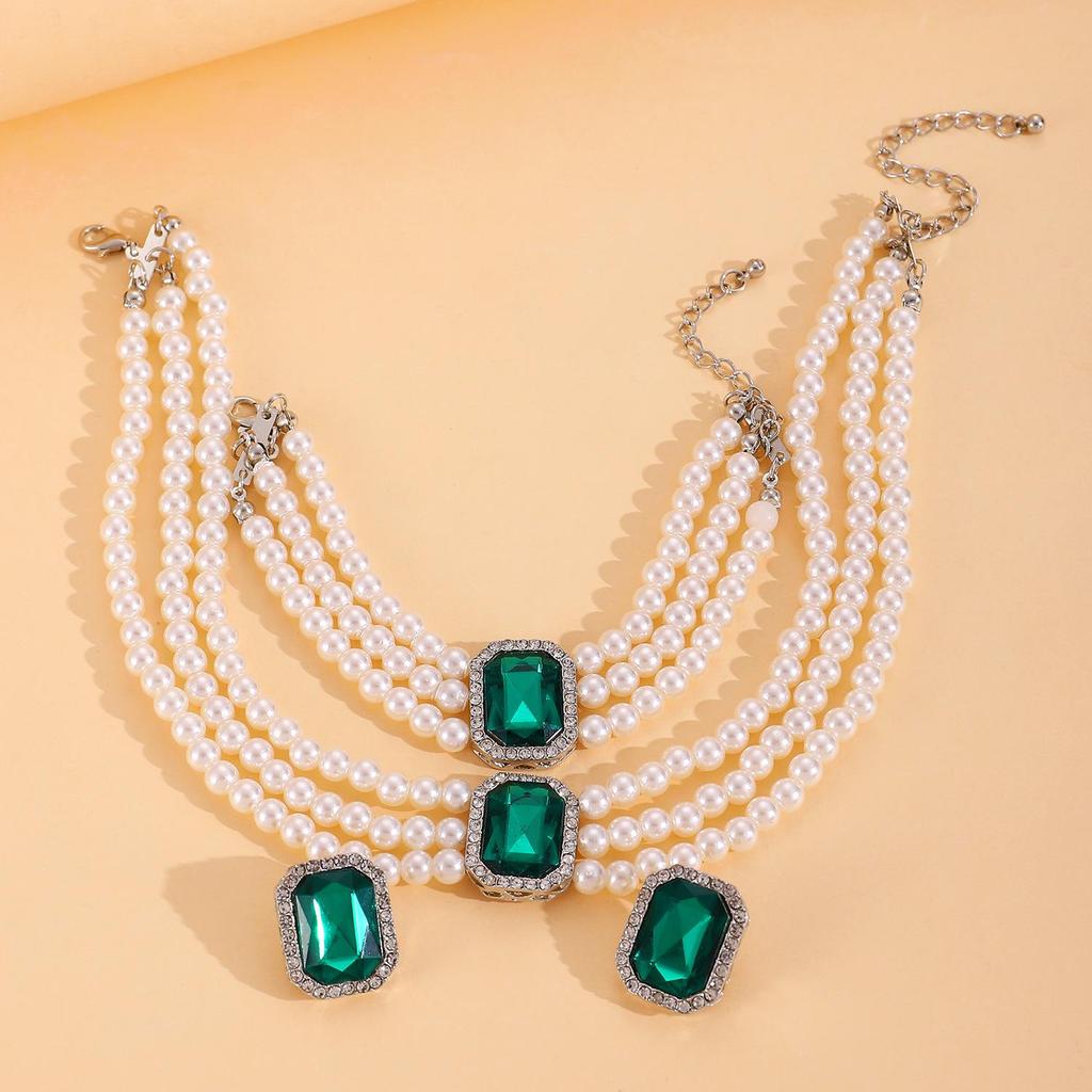 European & American Fashion Multi-Layer Pearl Crystal Jewelry Set: Necklace, Earrings & Bracelet
