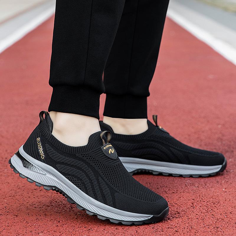 Elderly elderly shoes light and breathable fly-woven mesh men and women one-pedal single-mesh cloth shoes middle-aged and elderly father walking shoes