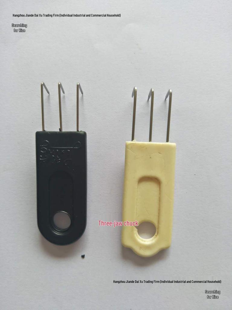 Three-Jaw Hanger Hook Set for Hand-Crank Knitting Machines – Includes Stainless Iron Edge Claw and Rubber Four-Jaw Hook