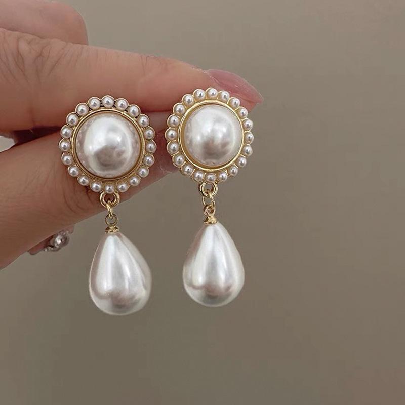 Silver Needle Luxury Pearl Heart Stud Earrings - Versatile, Fashionable Court Style