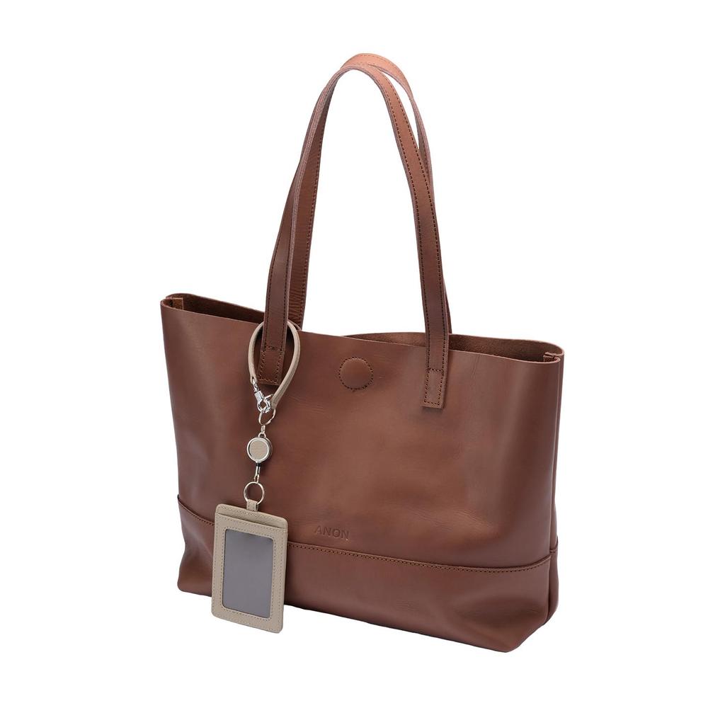 Milagro Shrink Leather Pass Case with Reel, Vertical Style (Pass Case, IC Card Case, ID Case, Vertical Pass Holder, Popular, Stylish Leather, Gift,