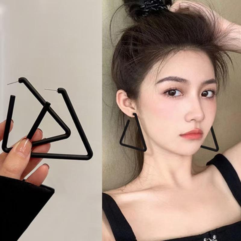 2024 Trendy Luxury Tassel Earrings – Simple, Versatile Bestseller for Women