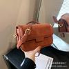 This year's popular niche design fashionable small bag women's 2025 new trendy retro suede messenger small square bag