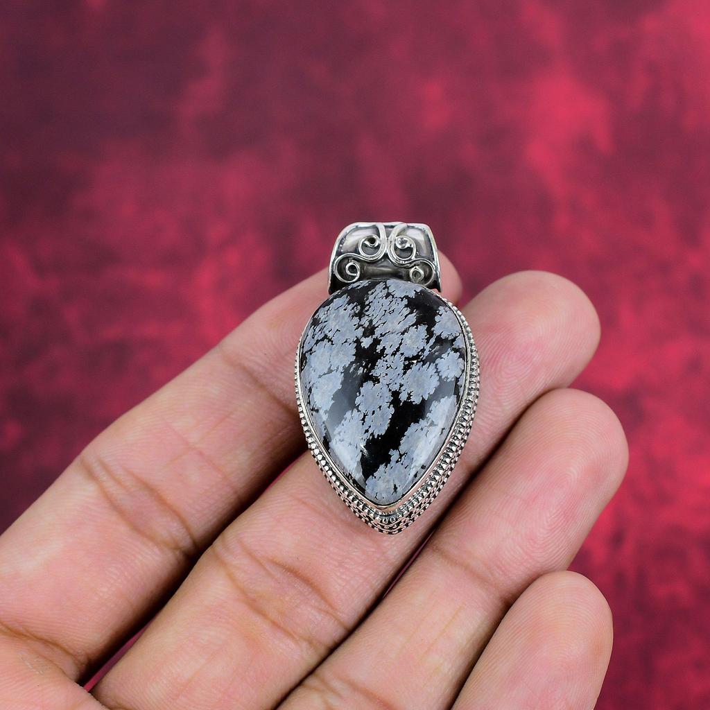 Přívěsek z obsidiánu vločkového, 925 masivní stříbro, drahokam, ručně vyráběný, jemný šperk, přívěsek, pro ni