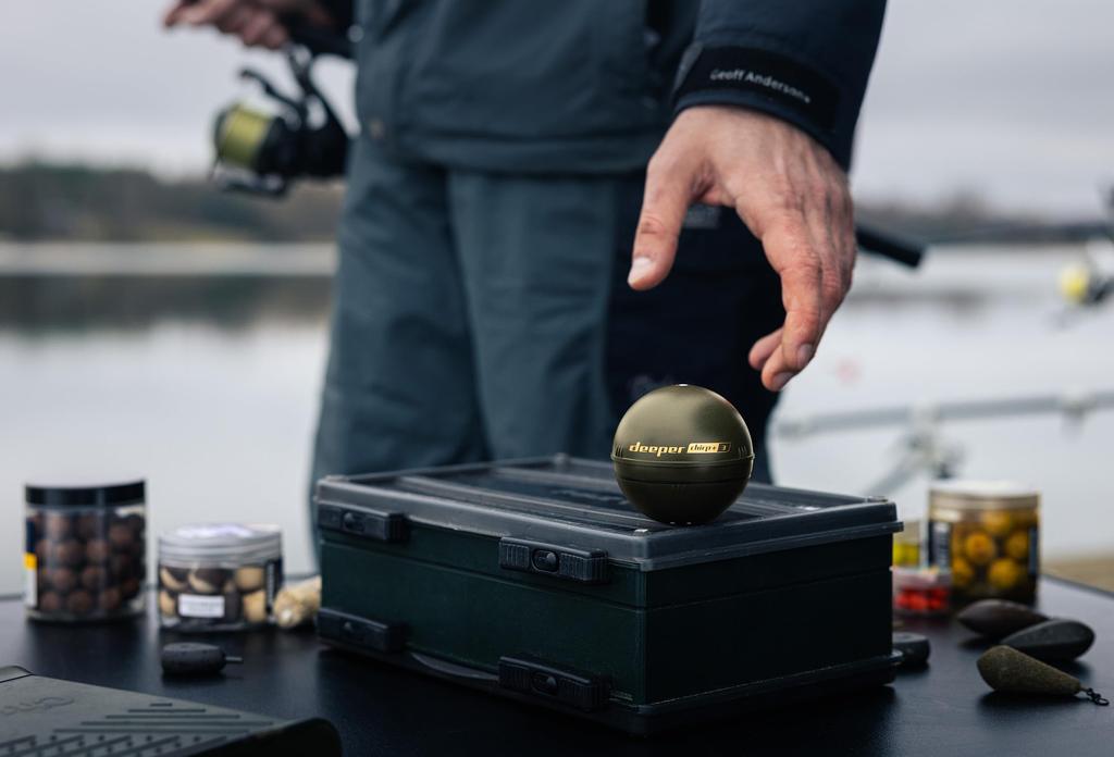 Deeper 3 Wireless Smart Fish Finder with 3D Depth CHIRP Fast Up To 15 Hours of Battery Triple Japanese 2025 Model CHIRP+ Mapping, Built-in GPS,