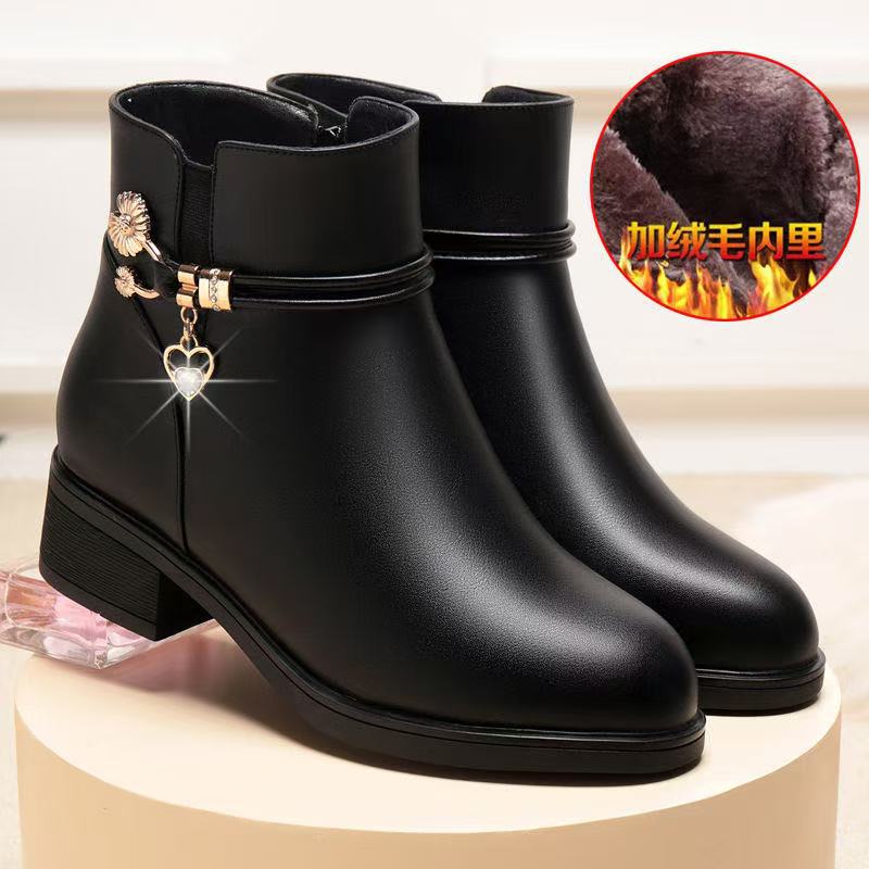 Herbst- und Winter-Samt-Warm-Kurzstiefel sind nicht müde und bequem, und Lederstiefel sind mittelalte 2 flachbodige Mode-Stiefel für Damen