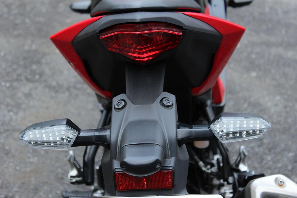 POSH FAITH LED-Umrüstsatz für Motorrad für Ninja 250SL Z250 Z250SL Set mit 4 Stück (Ninja 250SL) / ('14-'15) / ('15) - (Produktcode 072009)