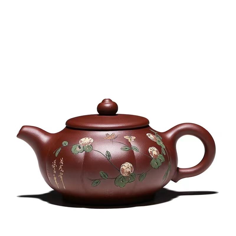 Master Handcrafted Yixing Zisha Teapots