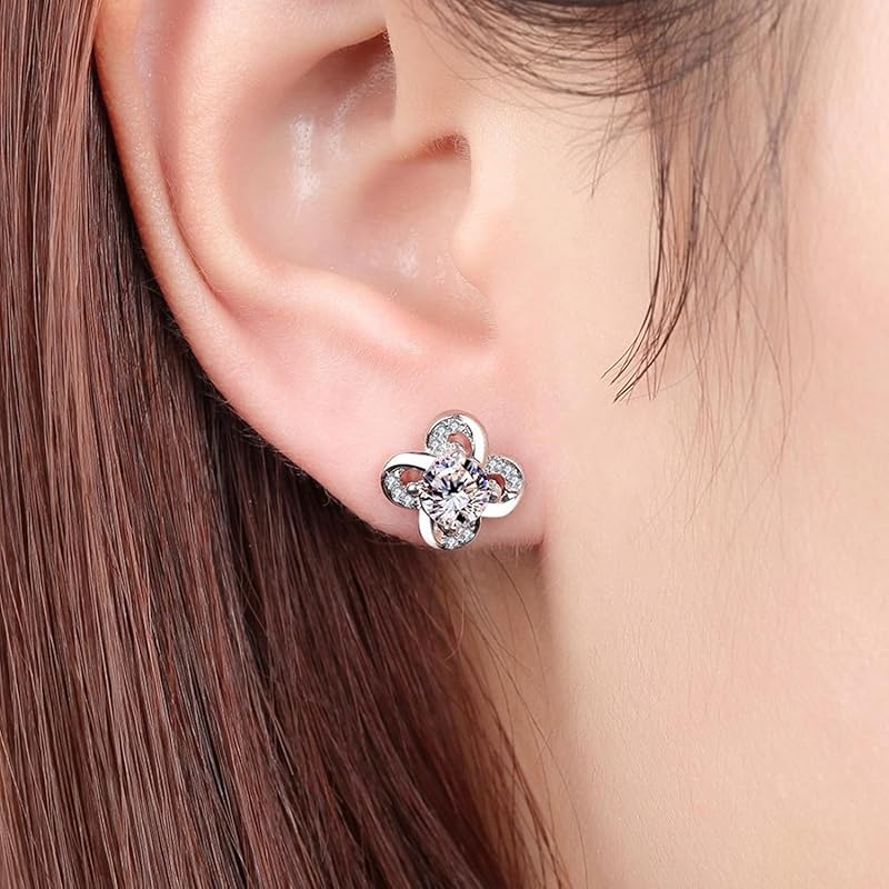 Náušnice Zoomers čtyřlístek Nádherné zirkony čiré bílé stříbro 925 dámské květinové motivy rostlin roztomilé módní jihokorejské formální