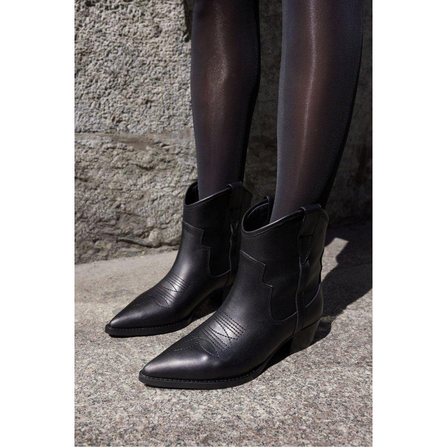 Women's Genuine  Leather Low Heel Pointed Toe Casual Boots