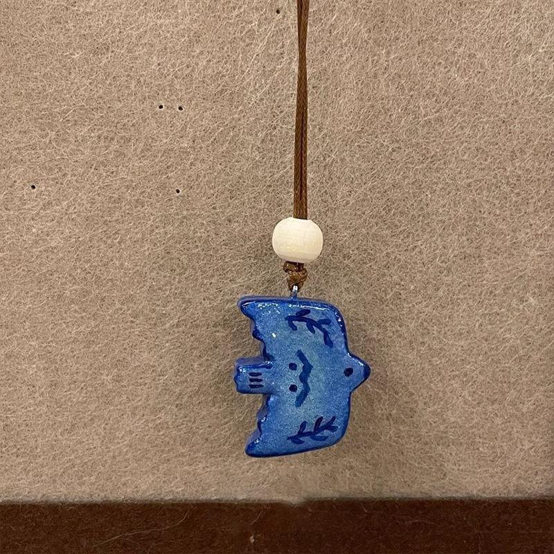 

Fashion Blue Bird Shape Necklace Handmade Versatile Sweater Chain Pendant Necklace for Women Vintage Jewelry Gifts