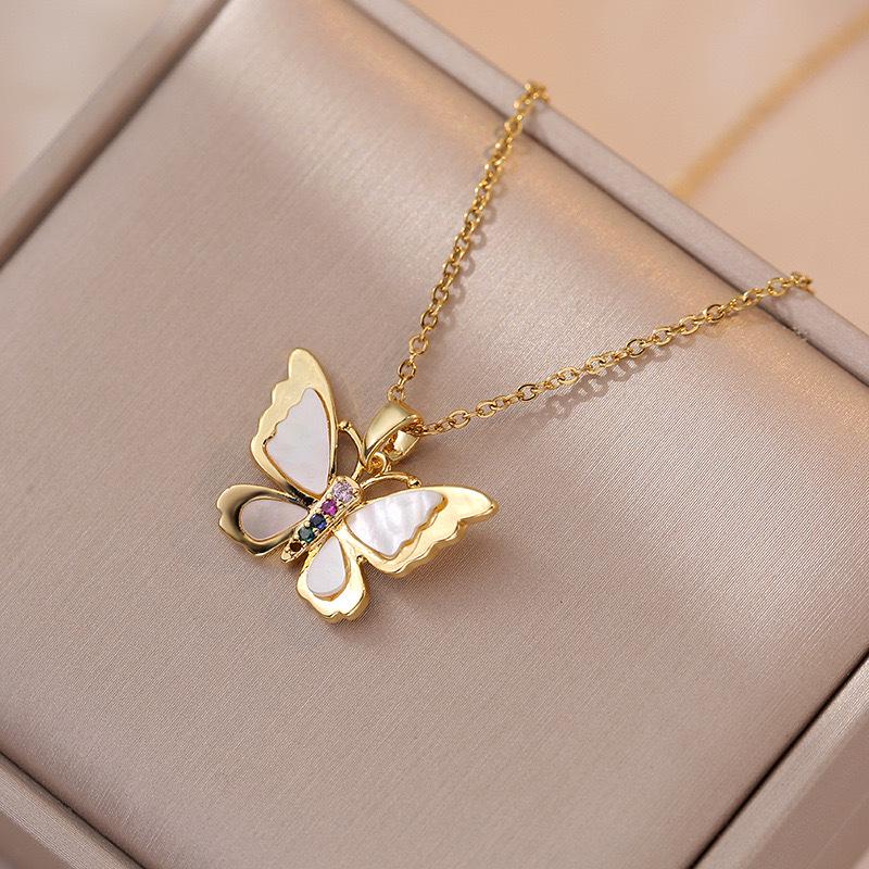 Butterfly Necklace with Color-Retaining Zircon - Fashionable, Versatile Women's Jewelry Accessory.