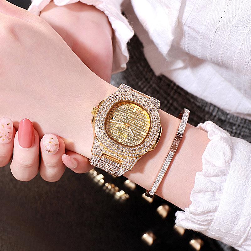 Popular Fashion Quartz Watch: Diamond-studded Starry Sky Design for Women & Men's Calendar Wristwatch