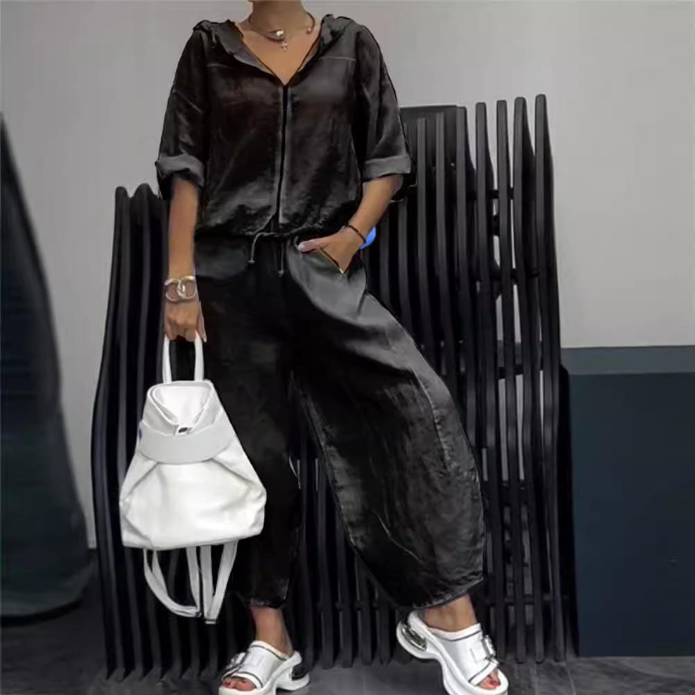 Women's White Casual Hooded Zip-Up Short Sleeve Top with Wide Leg Pants Set