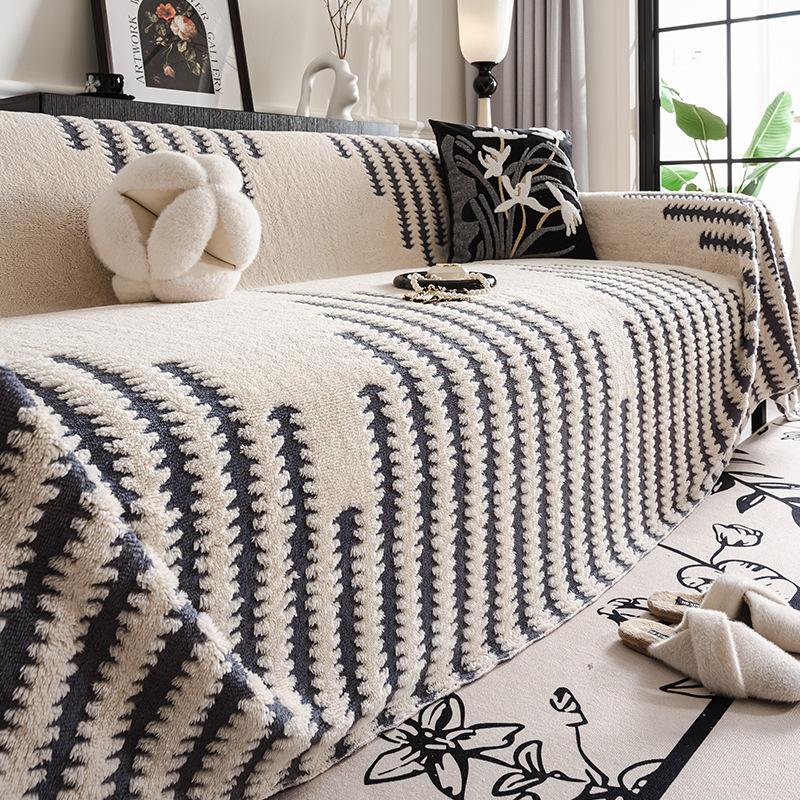 High-End Fishbone Patterned Plush Sofa Towel Anti-Slip Protection Couch Covers For Living Room Anti-Scratch Furniture Slipcover