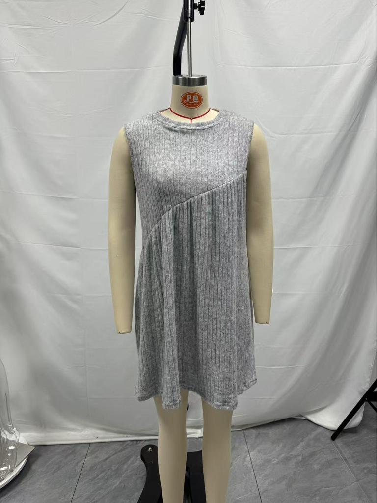 Bohemian Irregular Ribbed Sleeveless Solid Color Dress for Women - Spring/Summer 2025 Collection