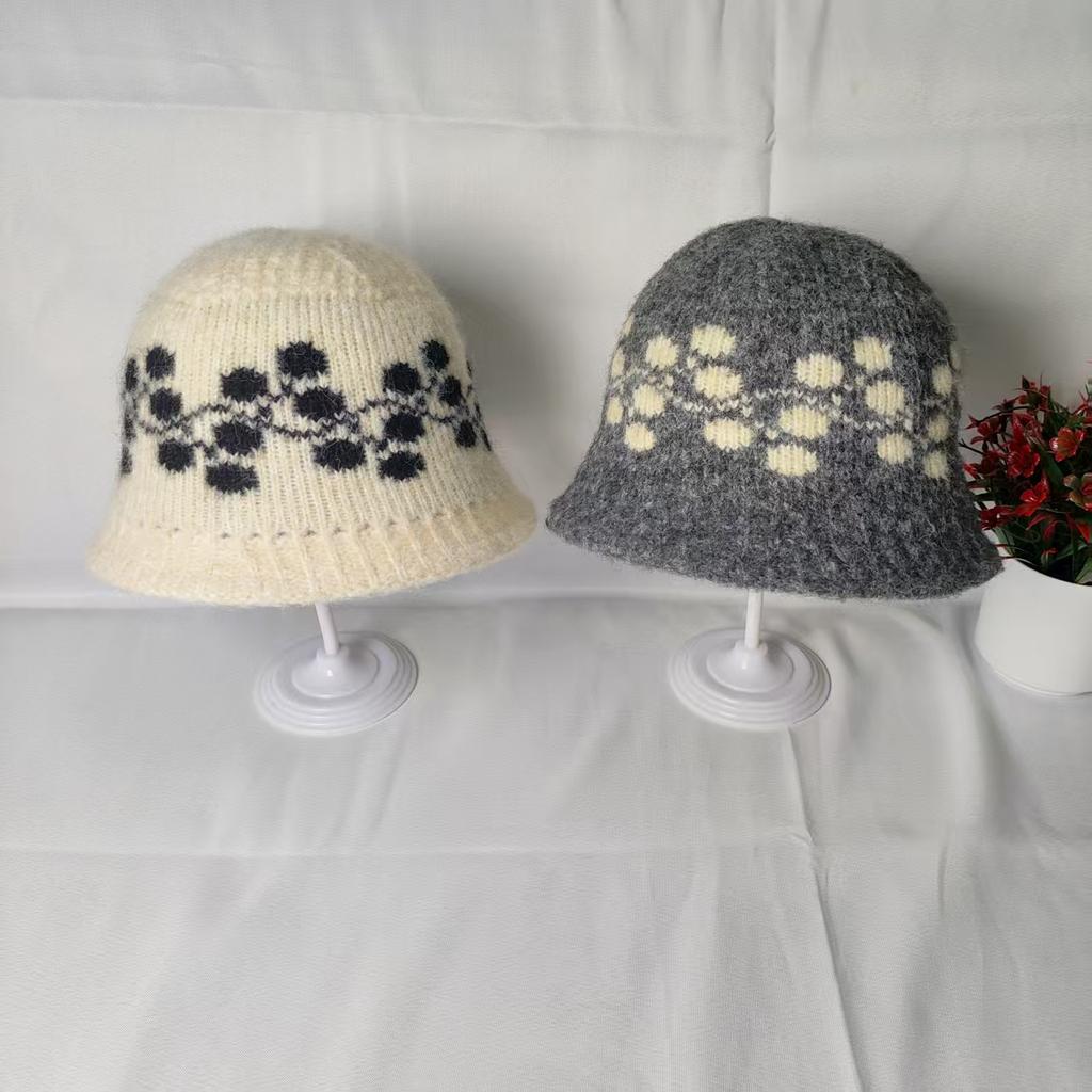 New Jacquard Wool Hat for Women, Warm and Cold In Winter, Small Face, Big Head Circumference, Versatile Knitted Bucket Hat