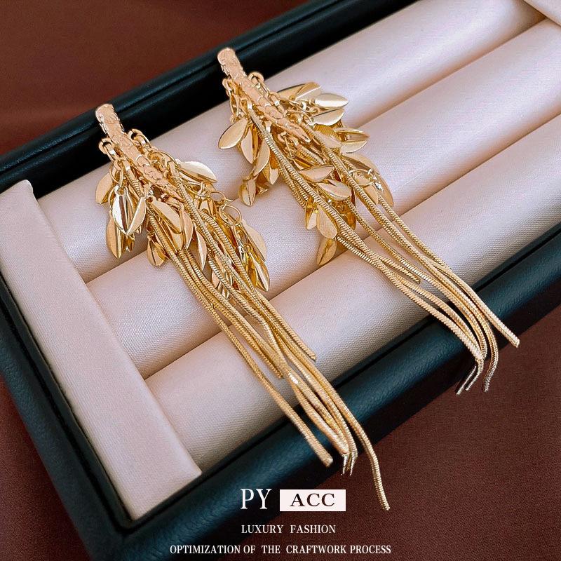 European and American Silver Needle Wheat Ear Fringed Earrings Niche High-end Stud Earrings Cold Wind Versatile Temperament Earrings