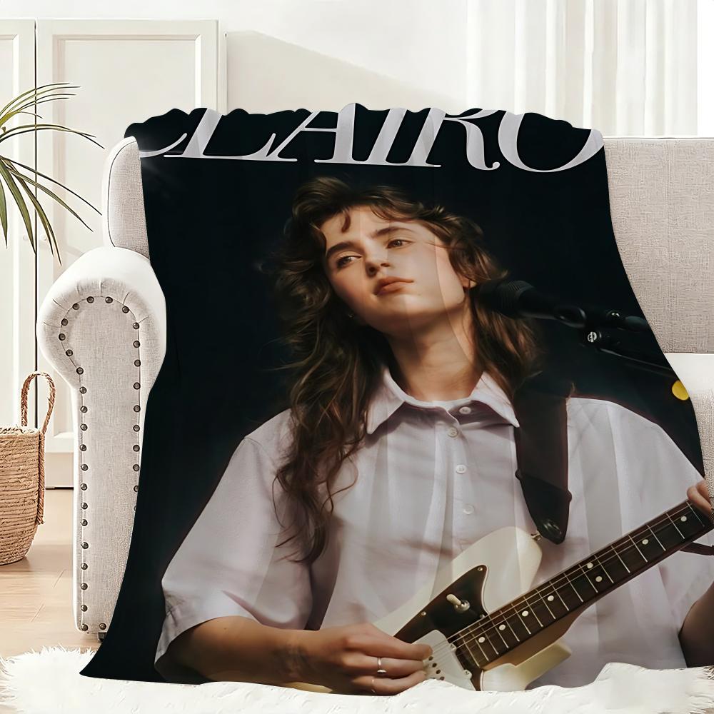 Charm Singer C-Clairo Throw Lightweight 240g Flannel Blanket Soft Skin-friendly for Summer Cooling