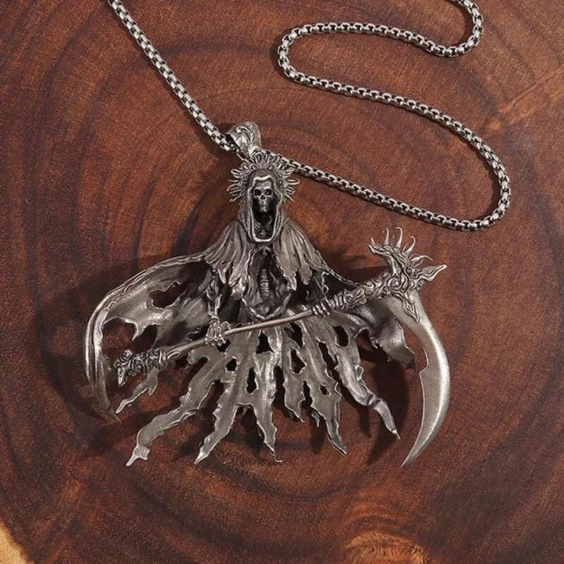 Stylish Gothic Skull Pendant Necklace for Men Silver Fashion Jewelry Accessory for Halloween Supplies Daily Use