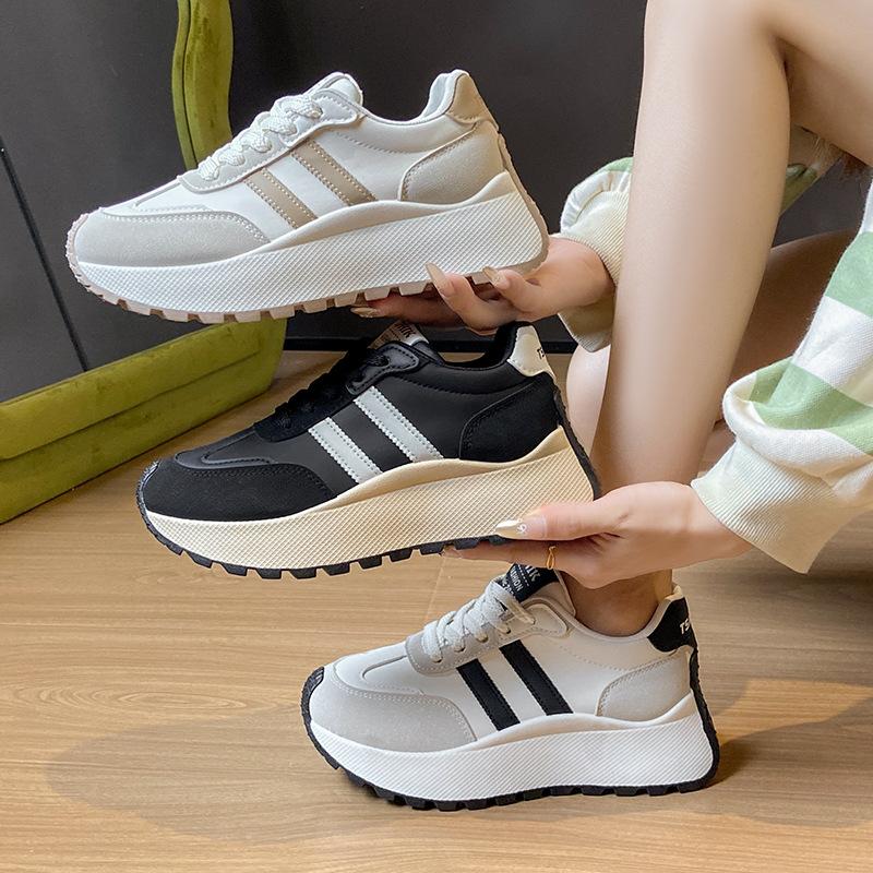 New Ins Casual Board Shoes Women's Summer Height Increase Versatile Fashion Thick-soled Breathable Sports Shoes