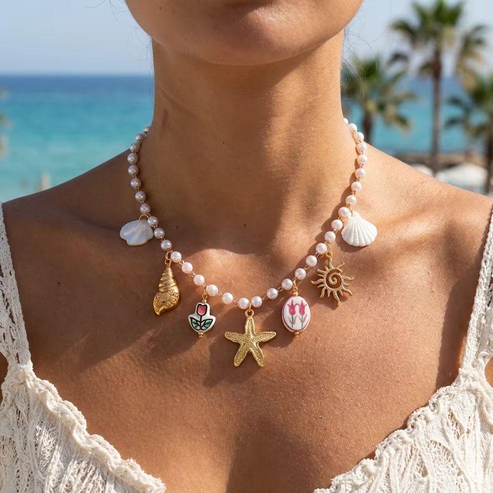 Bohemian Imitation Pearl Beaded Chain Necklace for Women Ocean Series Starfish Shell Conch Pendant Choker Beach Party Jewelry