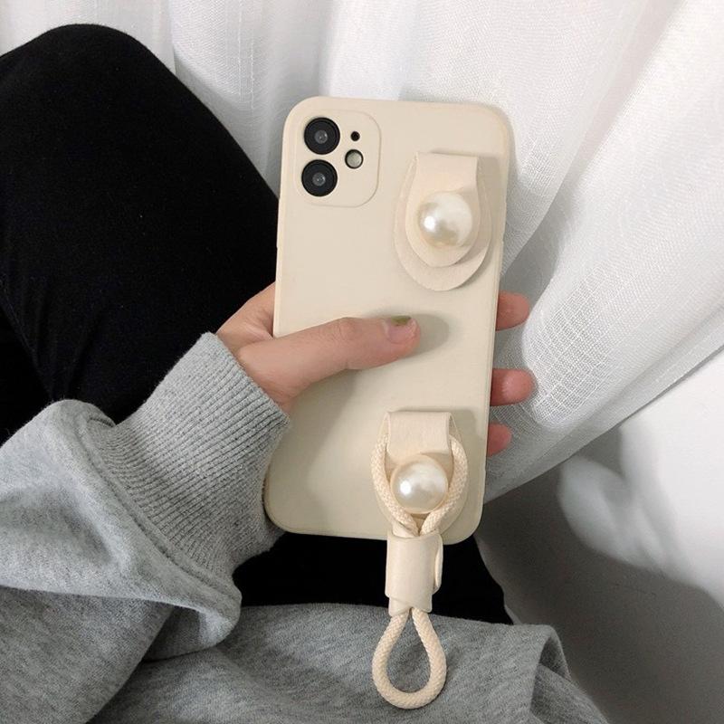 Pearl Wristband Mobile Phone Case Is Suitable For Iphone16 All-Inclusive Anti-Drop Apple 15 Solid Color 14 Matte 8Plus Soft X