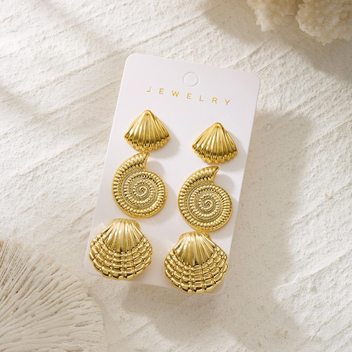 

CCB Shell Conch Stud Earrings Set For Women Men Bohemian Fishtail Flower Spiral Starfish Earring Fashion Beach Summer Zircon