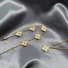 Neues europäisches und amerikanisches Diamantblattgras-Armband-Halsketten-Ohrring-Set, plattiert mit Retro-Diamant-Palast-Halskette