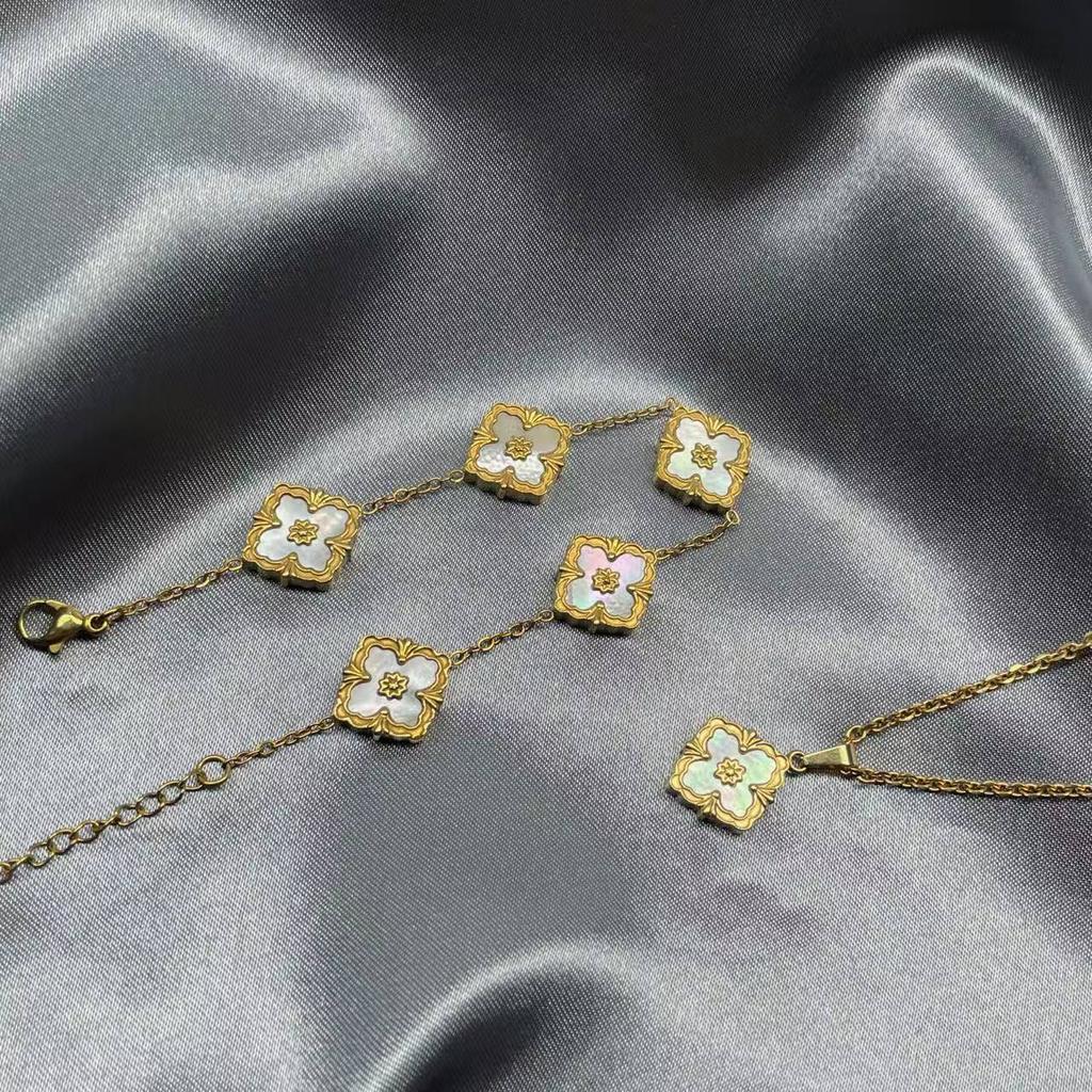 Neues europäisches und amerikanisches Diamantblattgras-Armband-Halsketten-Ohrring-Set, plattiert mit Retro-Diamant-Palast-Halskette