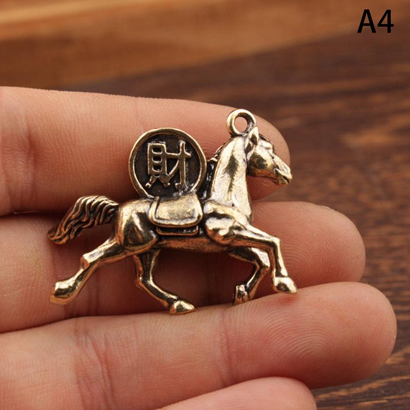 

1Pc Brass Horse Pendant Charms 2026 Chinese New Year Zodiac Horse Figurine Feng Shui Lucky Statue Home Office Desktop Ornaments