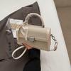 Popular contrasting bags women's new fashion versatile messenger bags portable small square bags