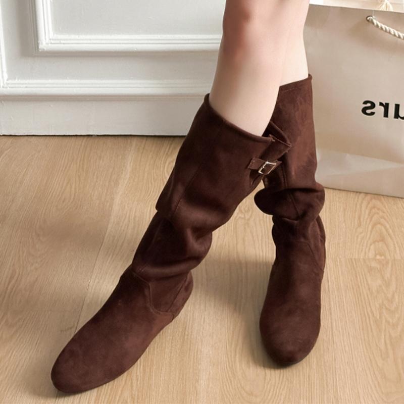 

Модные балетки Женские ботинки Замшевая модная обувь до середины икры Платье Дизайнер Женские Зимние ботинки 2025 Новые Повседневные Уютные Женские Ботинки Челси 40 кофейный