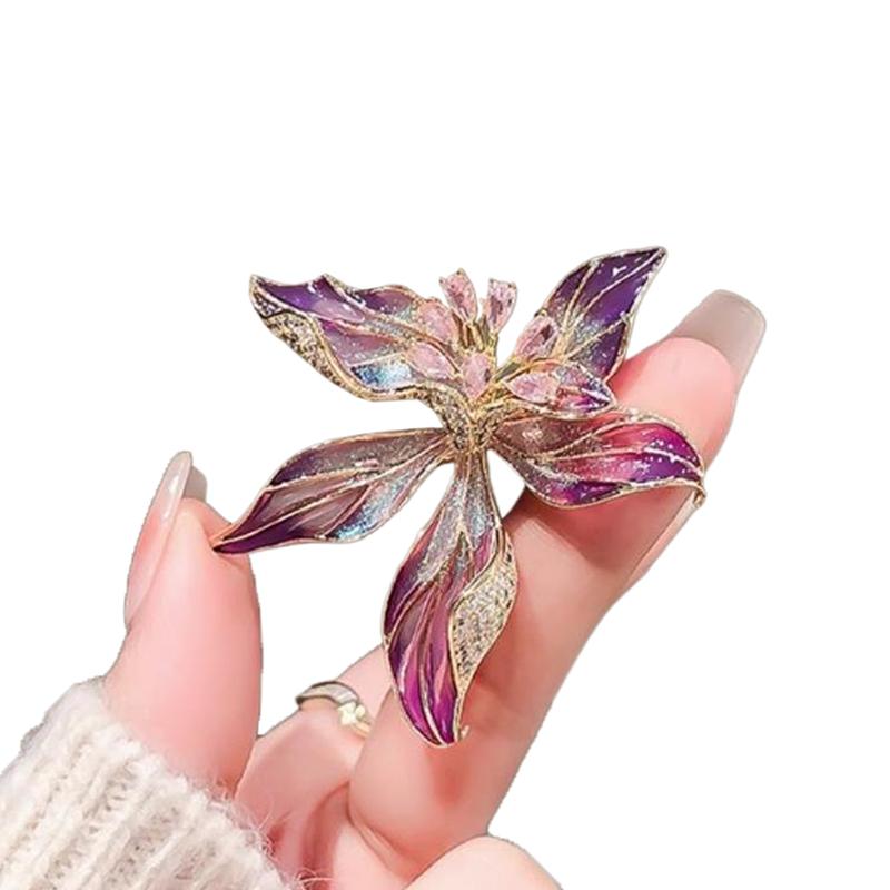 Fashion White Flower Brooches Women Metal Bouquet Brooch Pin Pastoral Style Jewelry Gifts Party Clothes Accesories