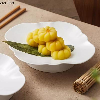 Pure White Flower Shaped High Footed Plate Ceramic Dessert Plate Sushi Plate Dim Sum Dish Molecular Cuisine Specialty Tableware
