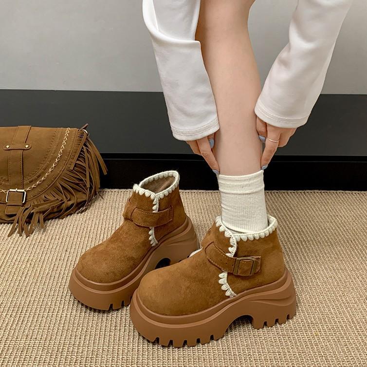 Brown retro thick-soled thick-heeled heightened Martin boots women's 2025 new autumn skirt, thin and versatile short boots